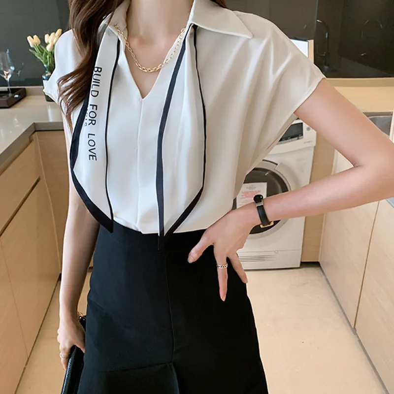 Chain Bow Tie Loose Shirt