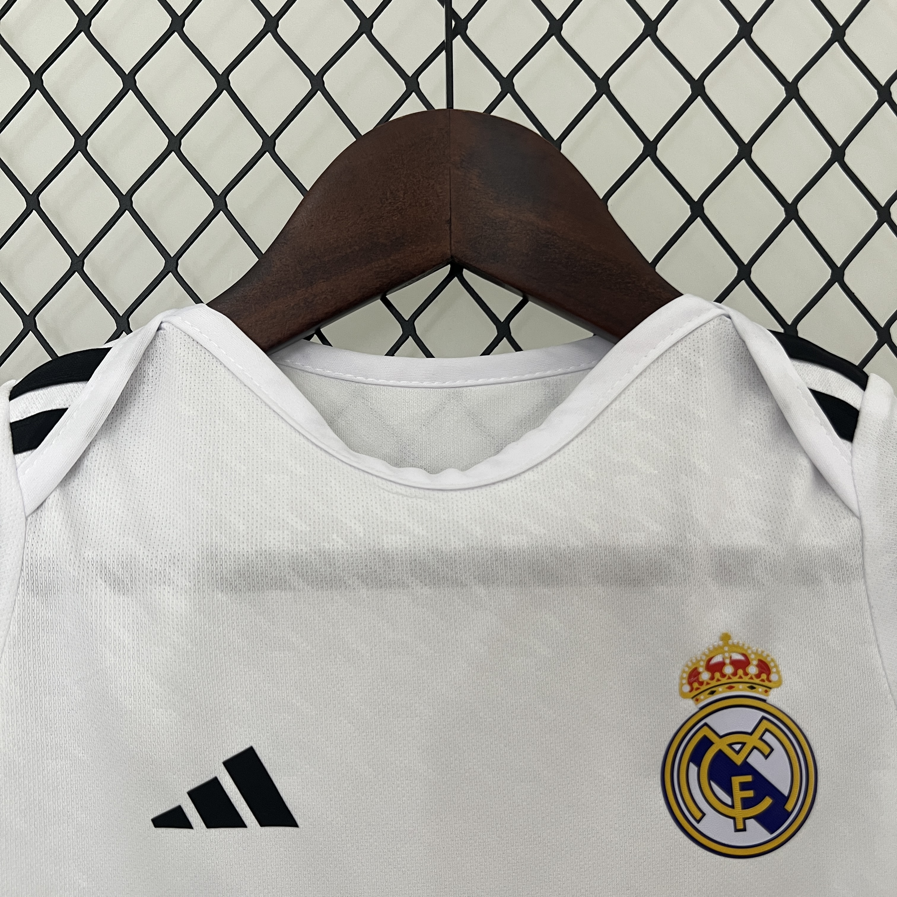 24/25 Real madrid Home Baby Size 9-12 Football Shirt Thai Quality
