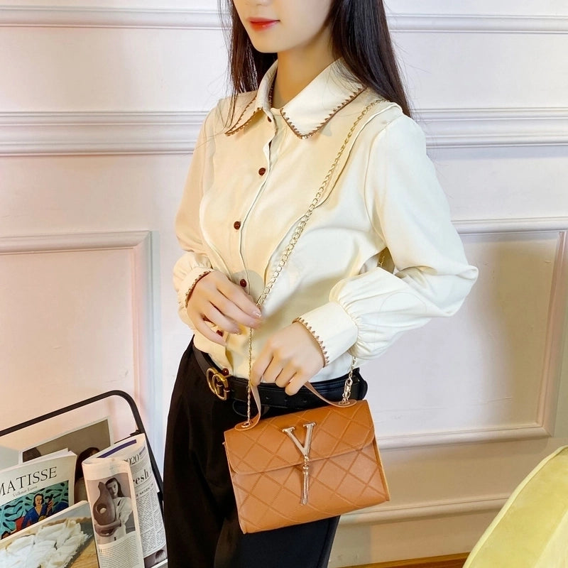 Women’s Small All Seasons Pu Leather Classic Style Handbag