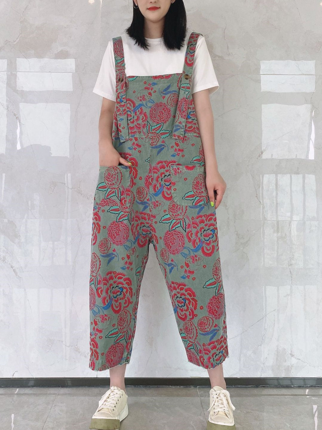 Women Half Sleeve V-neck Solid Color Dress