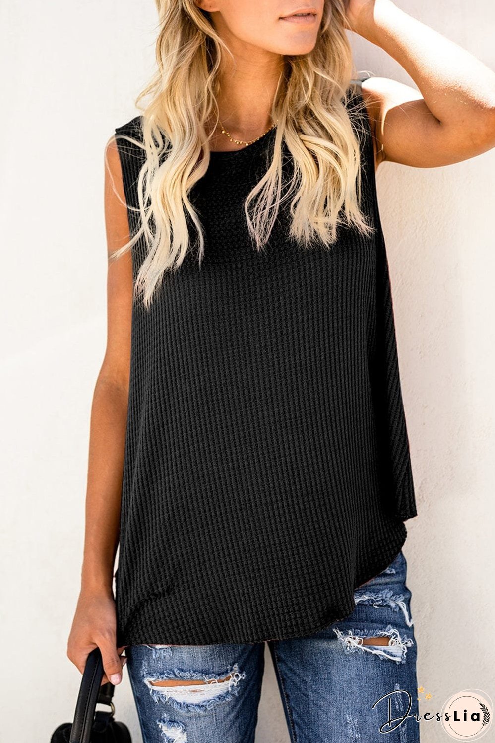 Chic Black Waffle Knit Sleeveless Tank Top