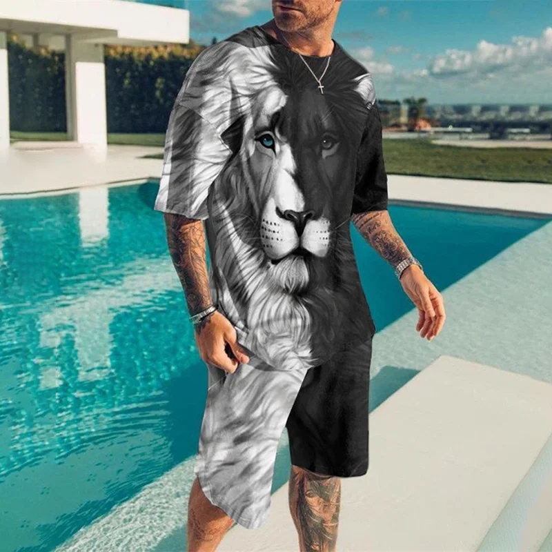 Black and White Lion Print T-Shirt Set