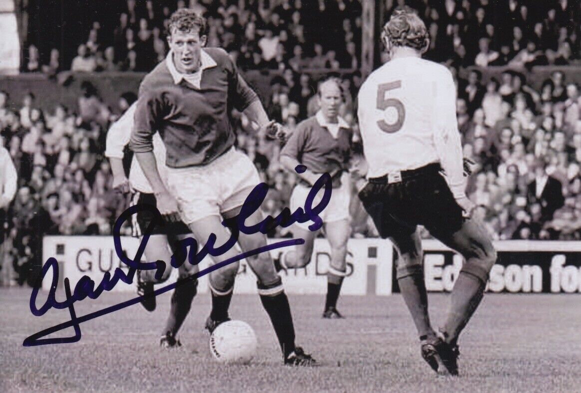 ALAN GOWLING HAND SIGNED 6X4 Photo Poster painting MANCHESTER UNITED FOOTBALL AUTOGRAPH 1