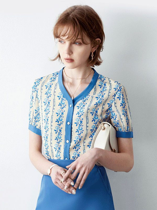 Blouse en soie à fleurs de jardin imprimées 1