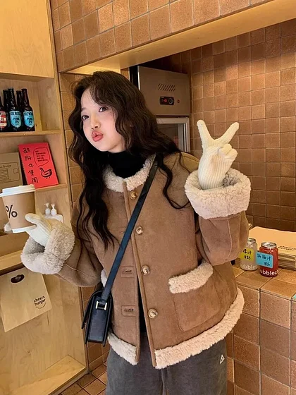 O Neck Thick Lamb Wool Jackets Vintage Loose Y2k Korean Outerwear Women Short Length Fleece Coats Winter Single Breasted