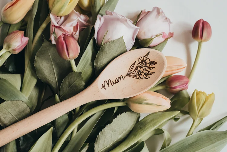 Personalized Gift for Mom, Personalized Wooden Spoon Holiday Gifts, Home  Gift, Grandma Gift, Custom Wooden Utensils, Reunion Home Gifts 