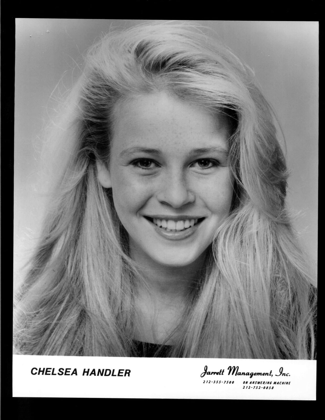 Chelsea Handler - 8x10 Headshot Photo Poster painting w/ Resume - Chelsea Handler Show