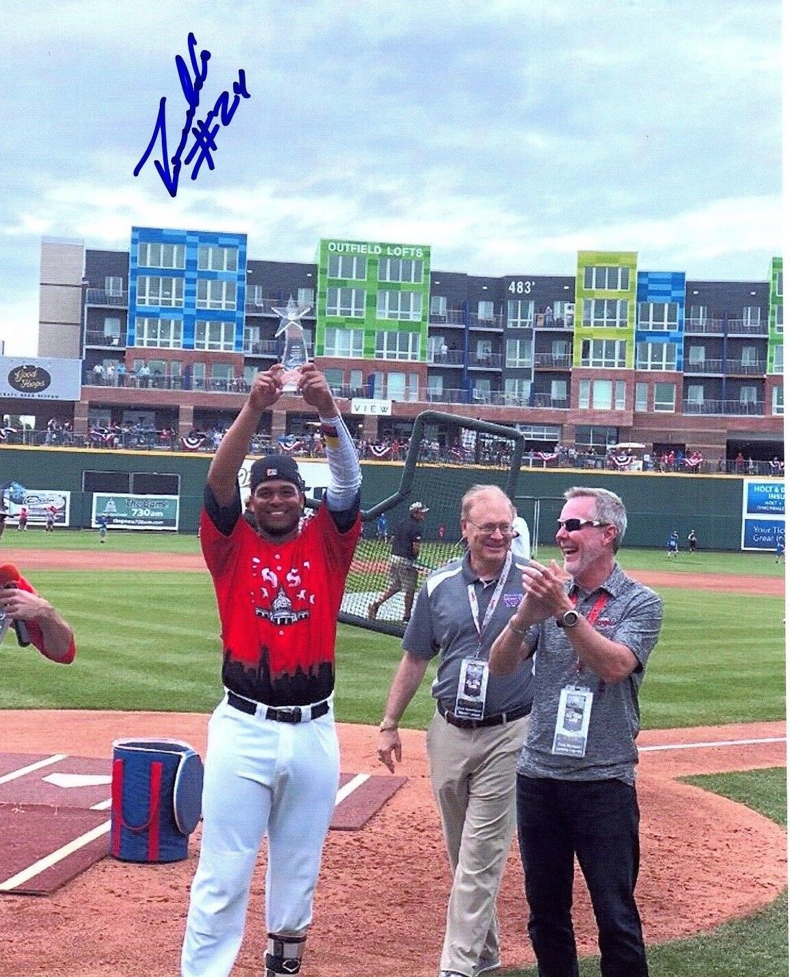 Ronaldo Hernandez Bowling Green autograph Signed 8x10 Photo Poster painting Home Run Derby Rays