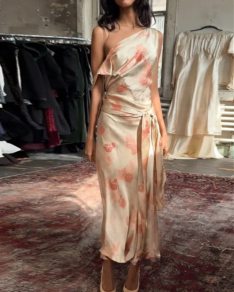 One-shoulder printed tie dress