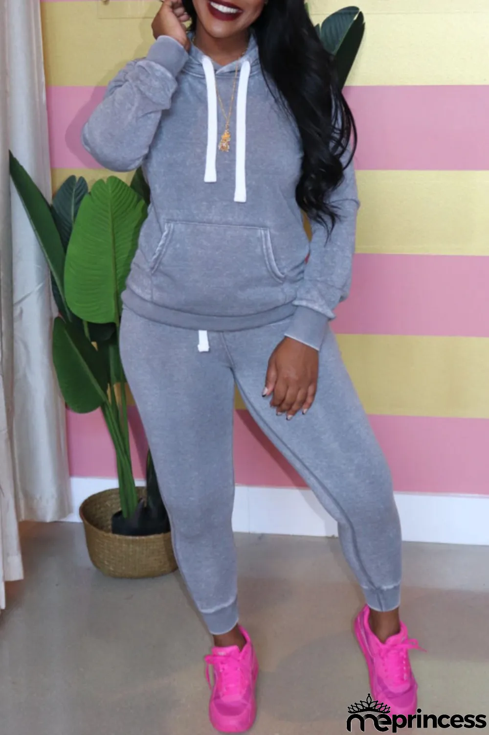 Grey Casual Solid Hooded Collar Plus Size