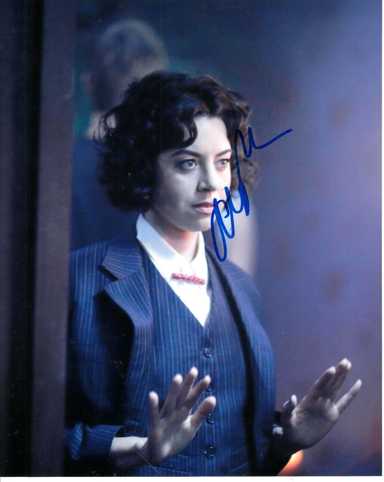 AUBREY PLAZA SIGNED LEGION Photo Poster painting UACC REG 242 (3)