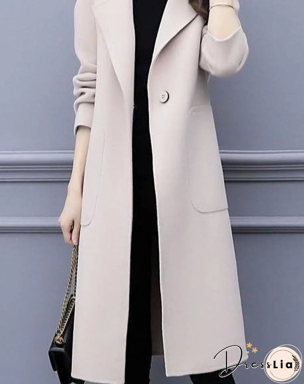 Woolen mid-length coat