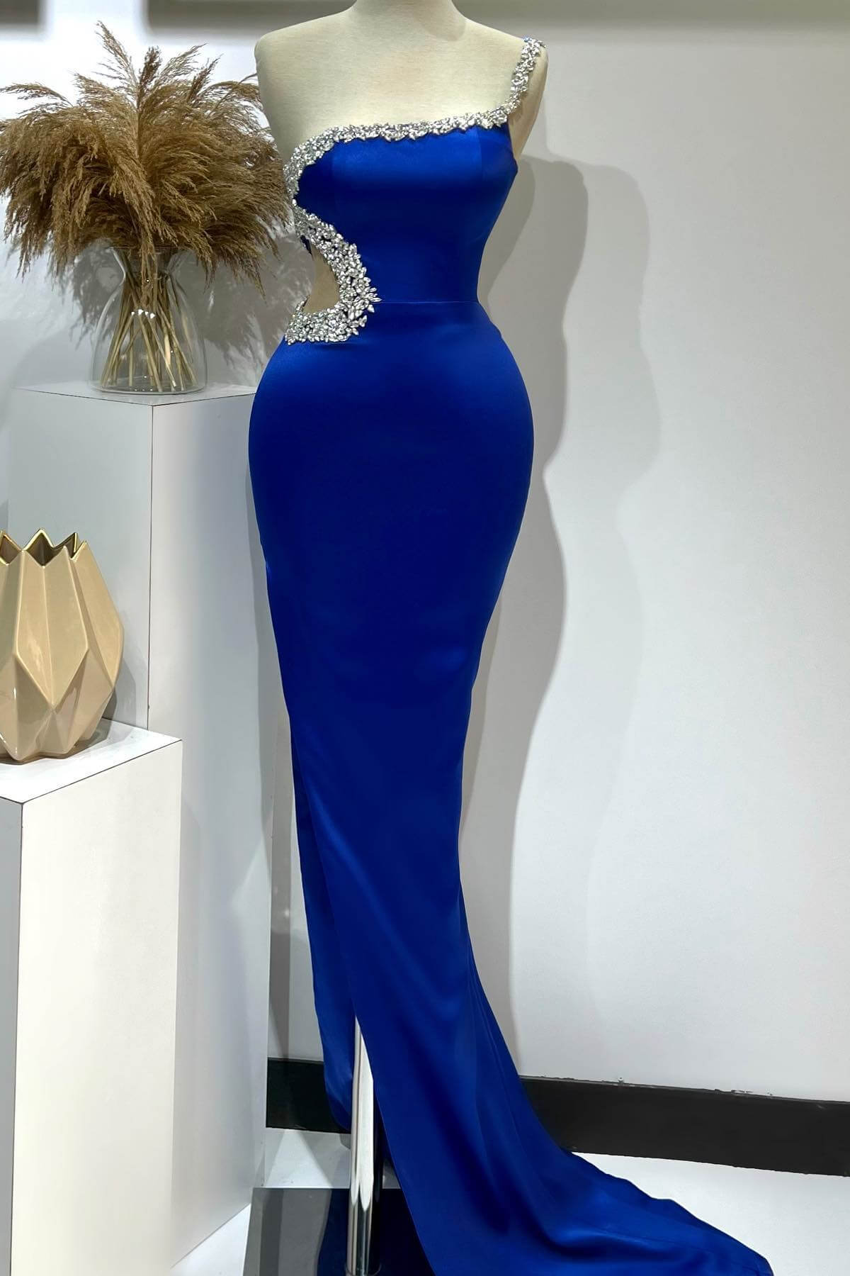 Chic Royal Blue One Shoulder Sleeveless Mermaid Evening Gown With Crystals - lulusllly