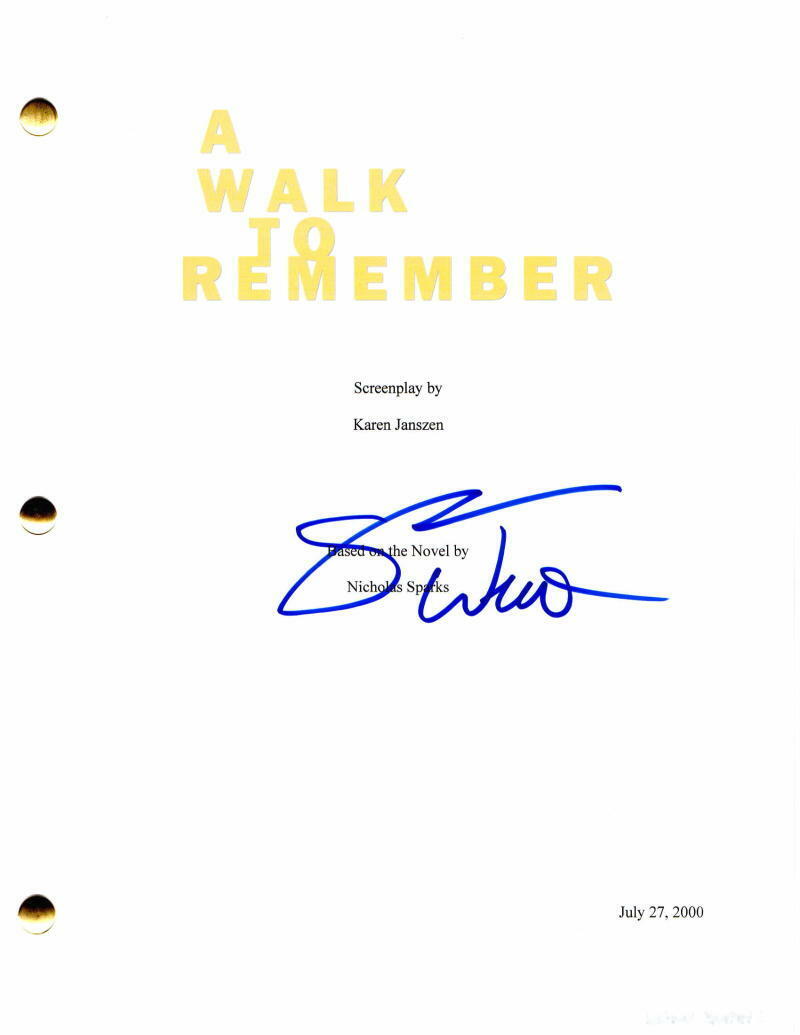 SHANE WEST SIGNED AUTOGRAPH - A WALK TO REMEMBER FULL MOVIE SCRIPT - MANDY MOORE