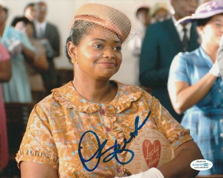 OCTAVIA SPENCER SIGNED THE HELP