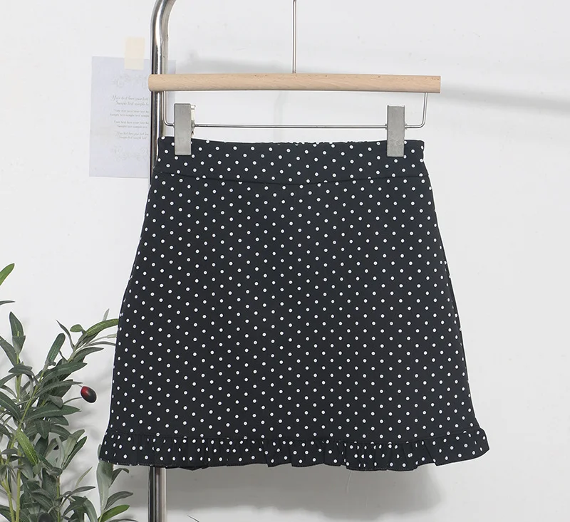 Uveng Real Shooting Wooden Ear Wave Half Dress Girl Spring 2025 New Retro Korean Version Of High-Rise Thin A Word Short Skirt 8931