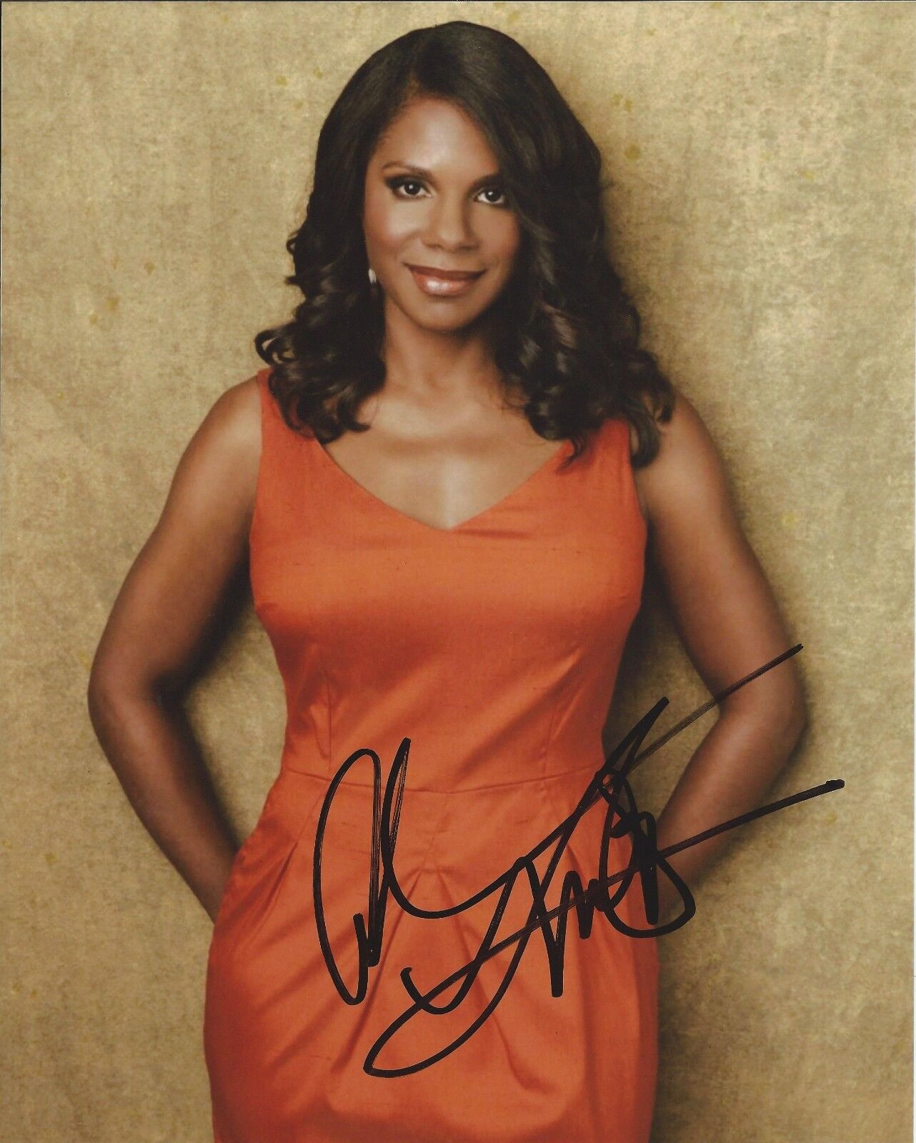 Audra McDonald autograph - signed Photo Poster painting - Beauty and the Beast