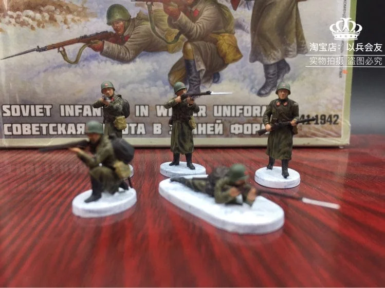 Pornhint Painted ZVEZDA Red Star 6197 1/72 World War II Soviet Winter Infantry Model