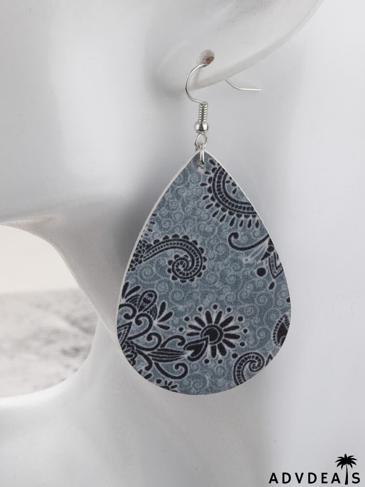 Floral Pattern Water Drop Earrings