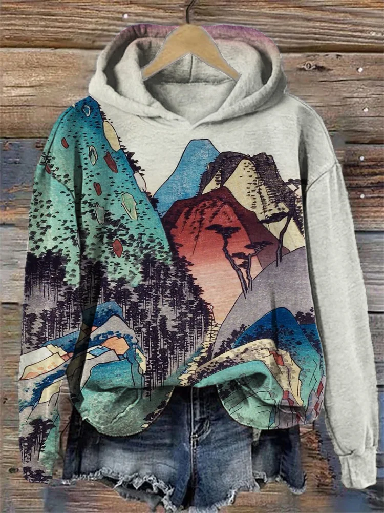 Ladies mountain treetop print hooded online sweatshir