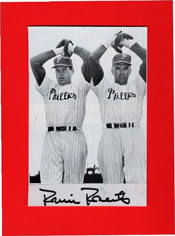 ROBIN ROBERTS-PHILLIES VINTAGE 4X6 AUTOGRAPHED CUT W/BOOK Photo Poster painting-d.2010-HOF