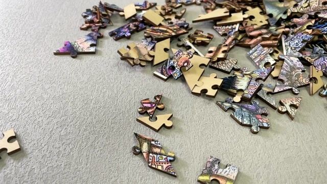 Gaze Wooden Jigsaw Puzzle