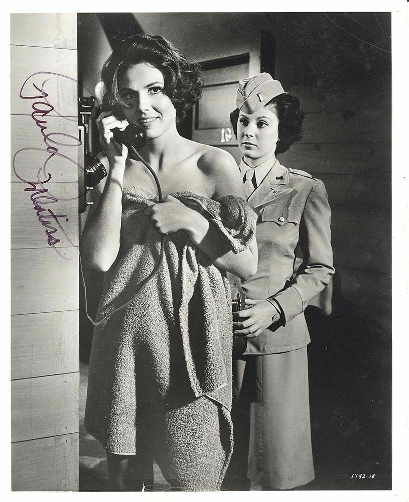 PAULA PRENTISS AUTOGRAPHED SIGNED 8X10 PUBLICITY Photo Poster painting WRAPED IN TOWEL W/COA