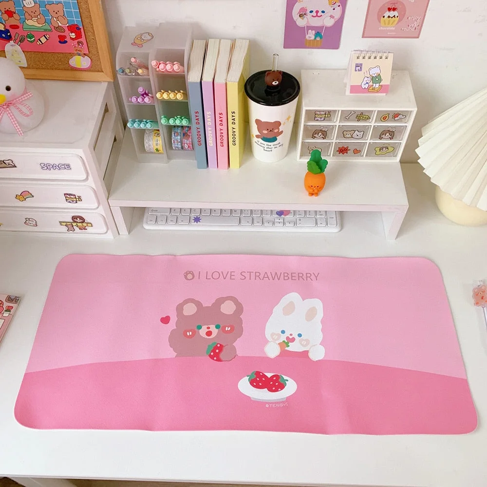 W&G Cartoon Soft Cute Bear Rubber Table Mat Pvc Waterproof Matts Pink Keyboard Mouse Pad Student Dormitory Desk Decoration 2021