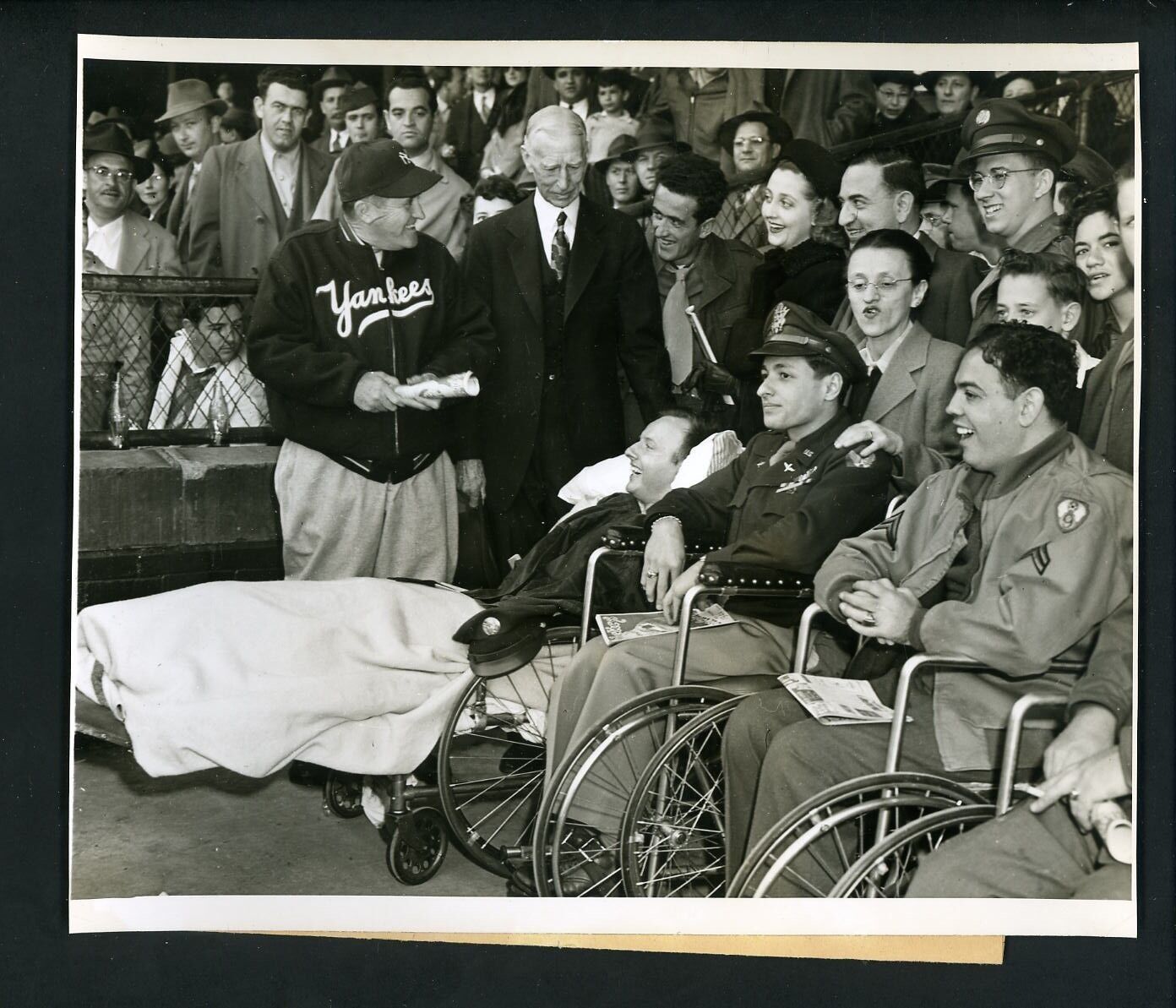 Joe McCarthy & Connie Mack wounded Army Veterans 1946 Type 1 Press Photo Poster painting Yankees