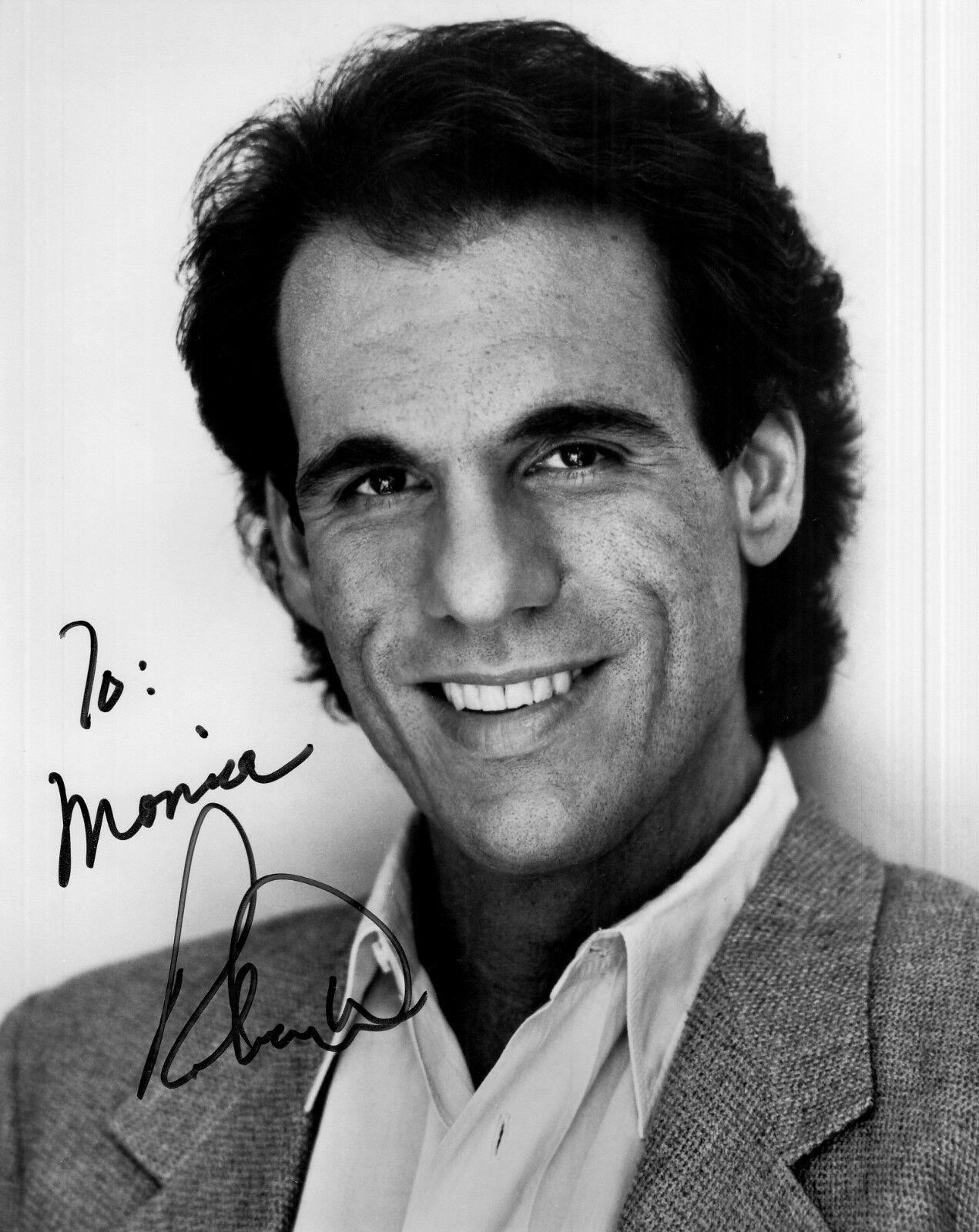 ROBERT DAVI hand-signed FANTASTIC YOUNG B/W CLOSEUP 8x10 portrait w/ UACC RD COA