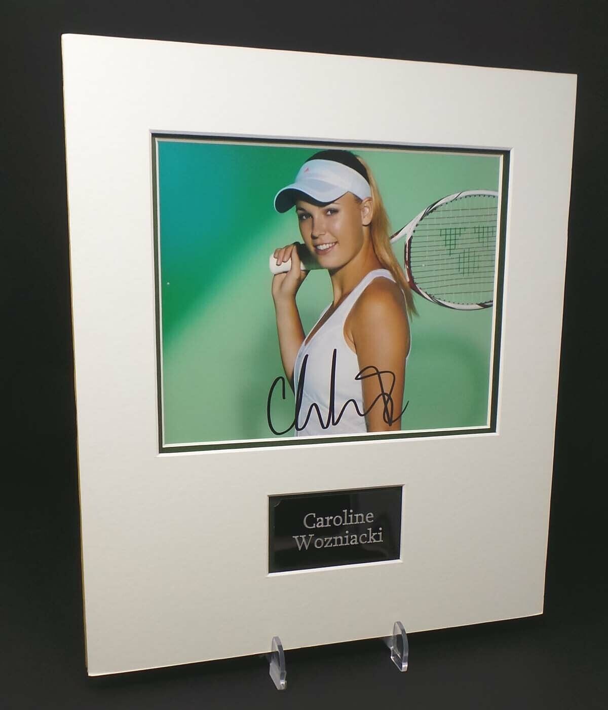 Caroline WOZNIACKI Sexy Tennis Player Signed & Mounted 10x8 Photo Poster painting 2 AFTAL RD COA