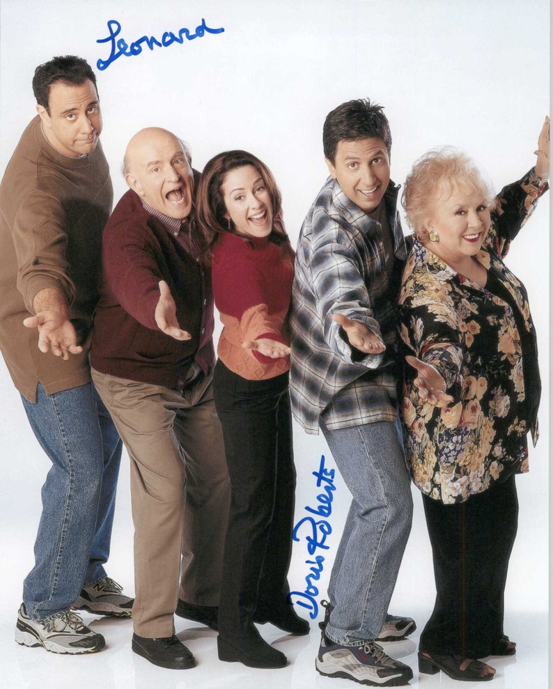 Doris Roberts (d. 2016) Signed Autographed Everybody Loves Raymond