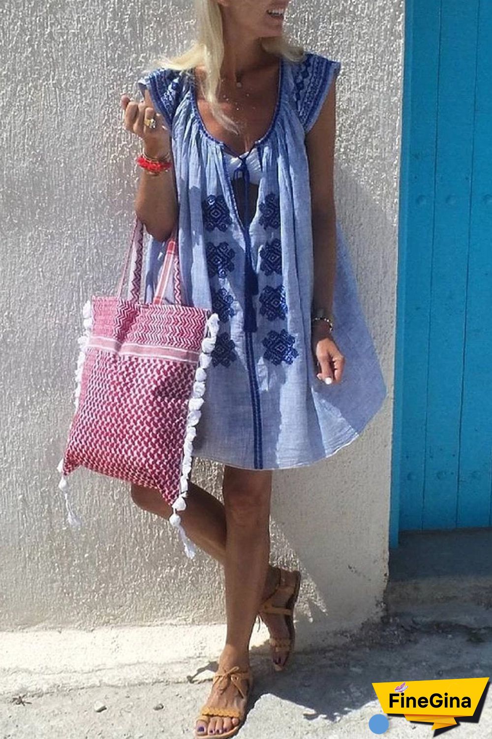 Lace-Up Neckline Sleevelesss Dress