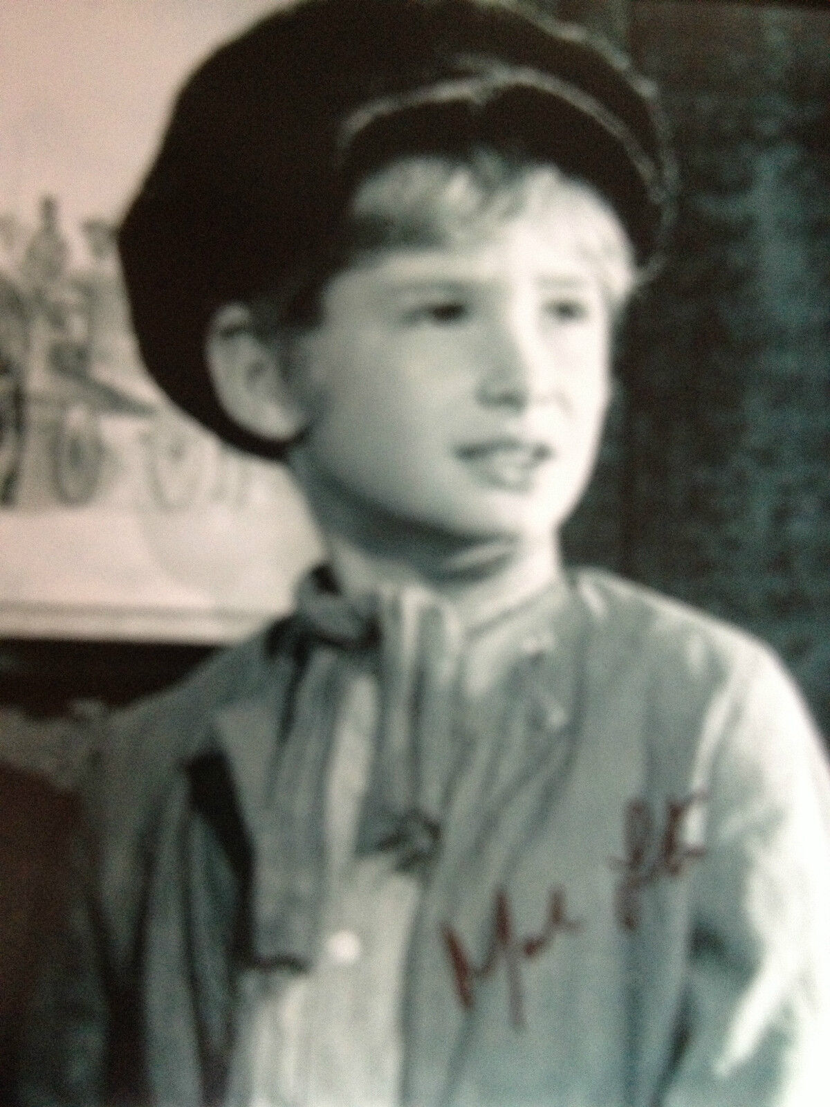 MARK LESTER - CHILD ACTOR - OLIVER - SUPERB SIGNED B/W Photo Poster paintingGRAPH