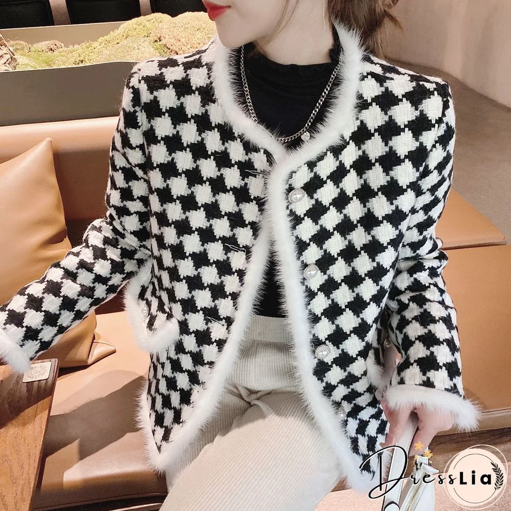 Female Leisure Black and White Plaid Coat Wool Coat