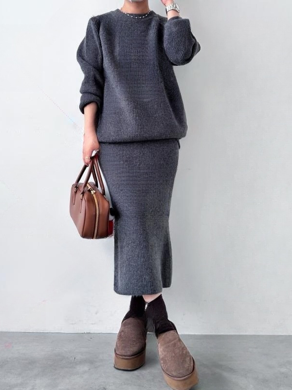 Solid Color Knitted Long Sleeve Top and Skirt Set