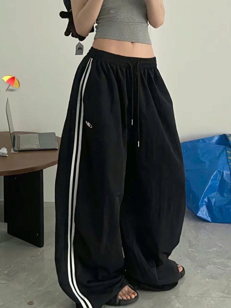 OLCooL White Stripe Joggers Women Y2k Vintage Loose Embroidery High Waist Kpop Wide Leg Sports Pants Hip Hop Casual Sweatpants olcool