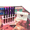 Support de rangement &agrave; d&eacute;coupes en forme de c&oelig;ur 10 fentes, stylo &agrave; peinture multicolore et pince &agrave; pince pour l&rsquo;organisation du bureau de loisirs cr&eacute;