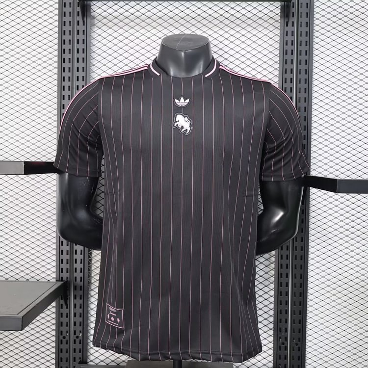 2025-26 Juventus Casual Jersey - Player Version