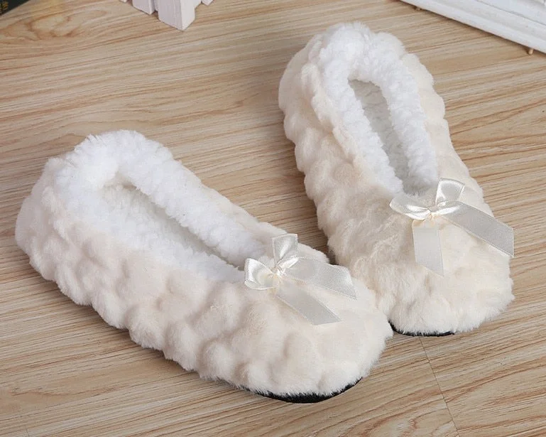 Mntrerm New Cute 2022 Indoor Home Slippers Warm Soft Plush Slippers Non-slip Indoor Fur Slippers Solid Color Cute Women Shoes