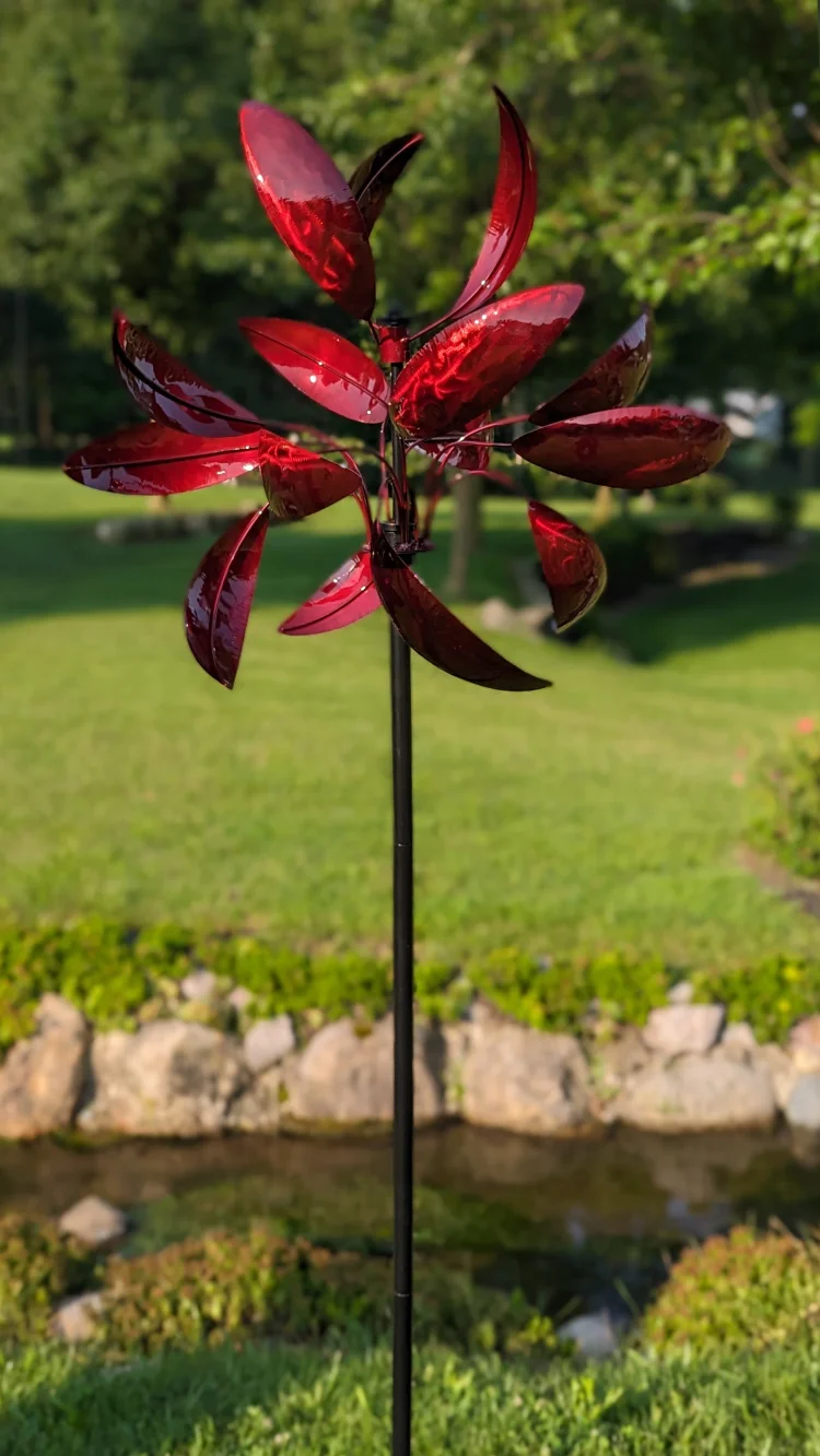 Luminous Red Windemere - Kinetic Art Spinner