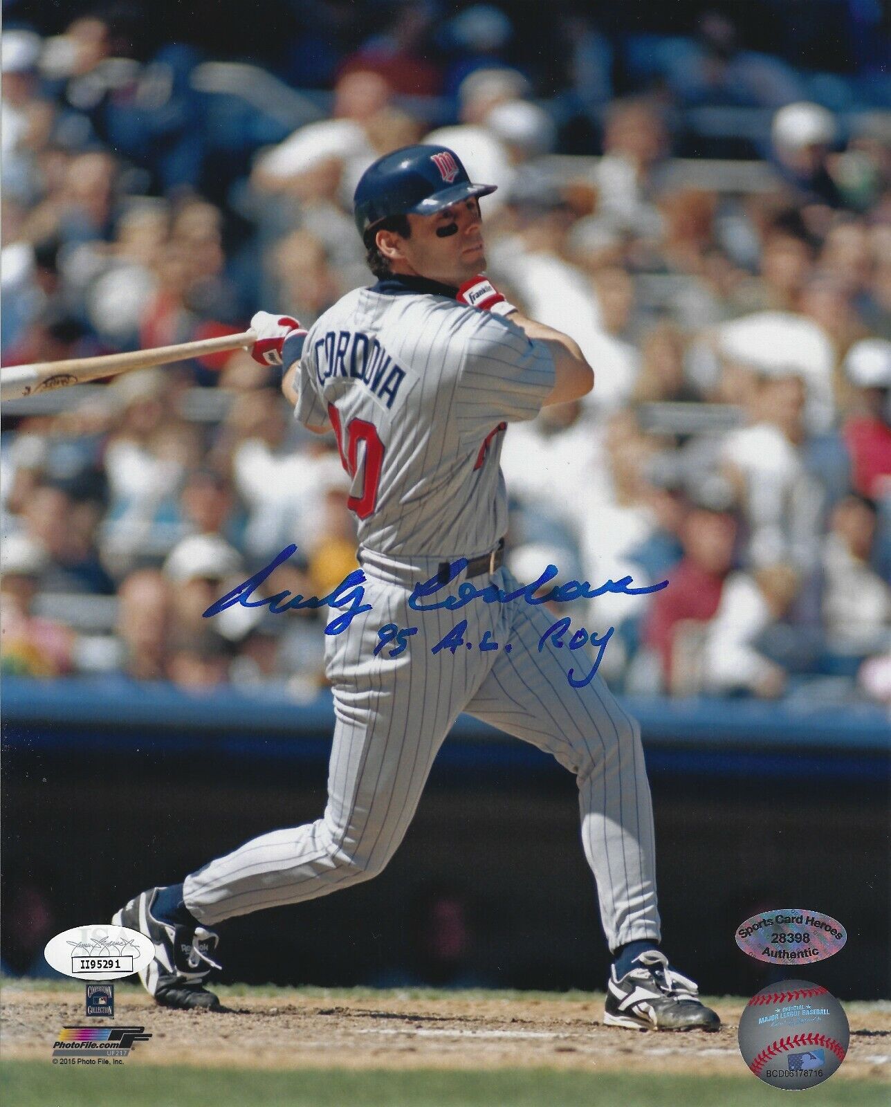 Autographed MARTY CORDOVA Minnesota Twins 8x10 Photo Poster painting- JSA COA