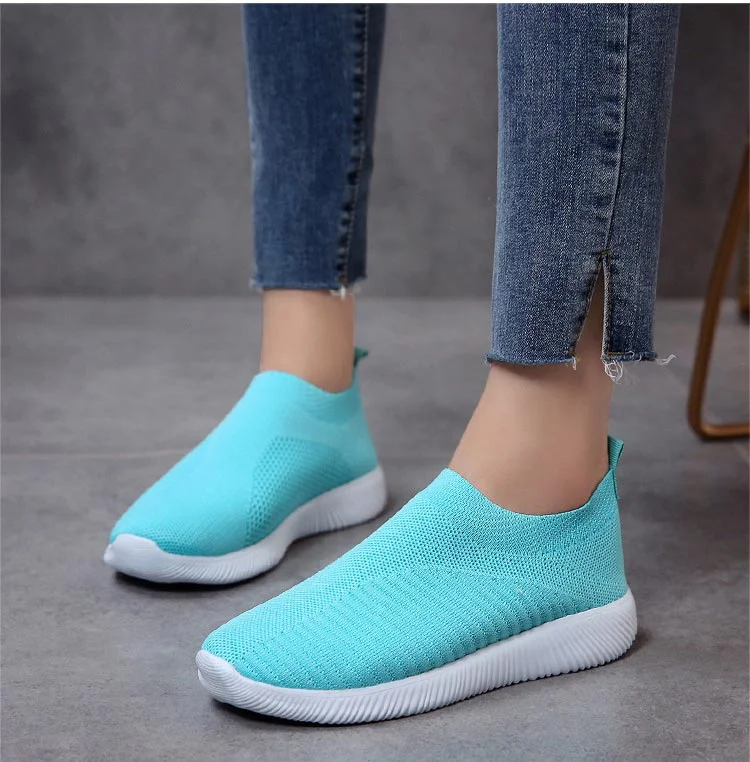 Women soft walking shoes