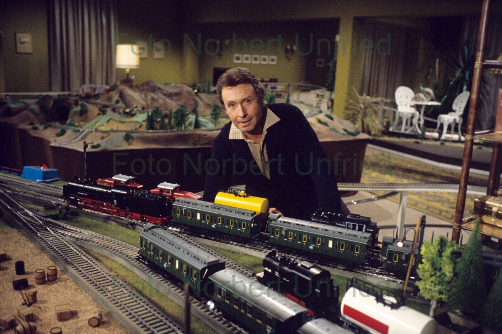 Peter Alexander Railway Photo Poster painting 20 X 30 CM Without Autograph (Nr 2-235