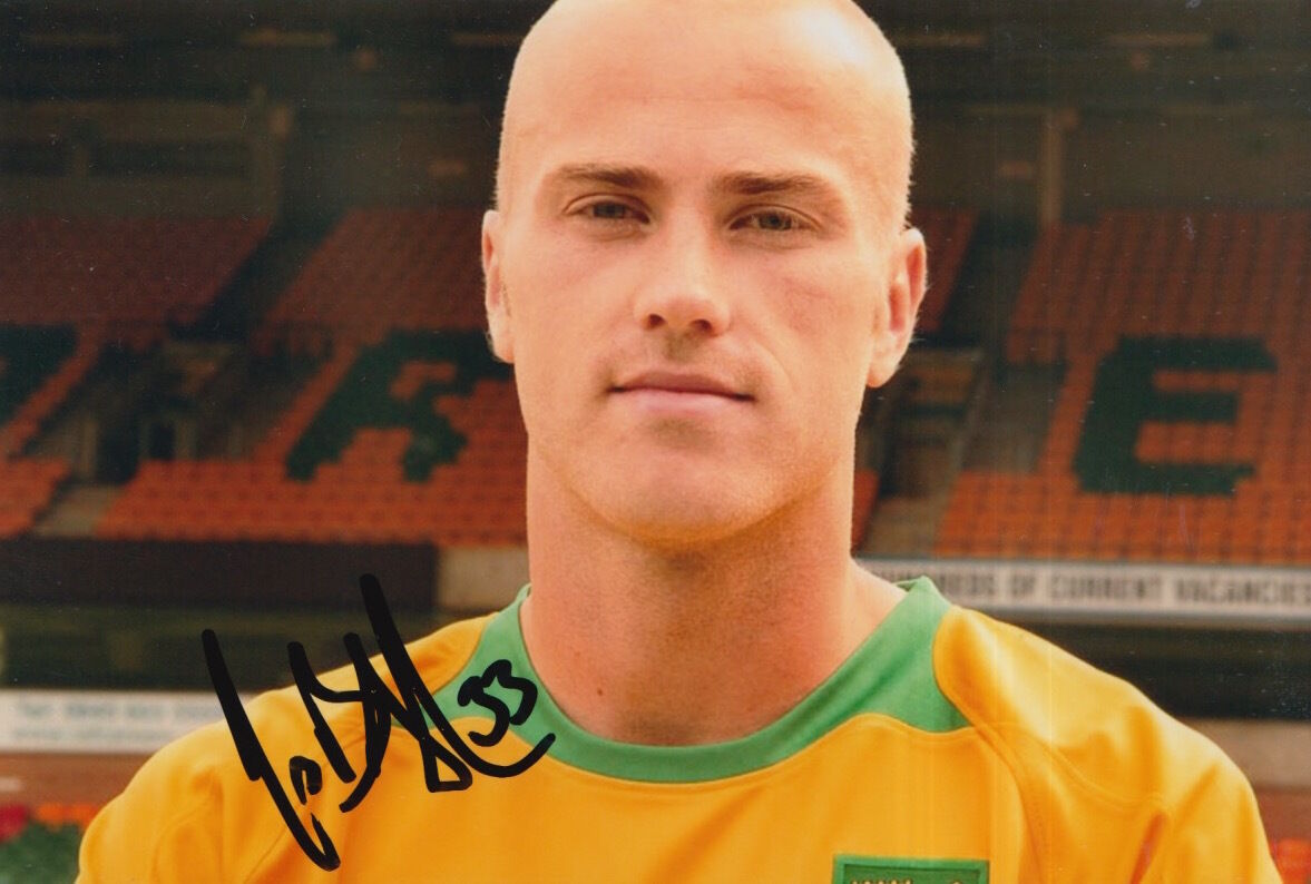 NORWICH CITY HAND SIGNED JENS BERTHEL ASKOU 6X4 Photo Poster painting 1.