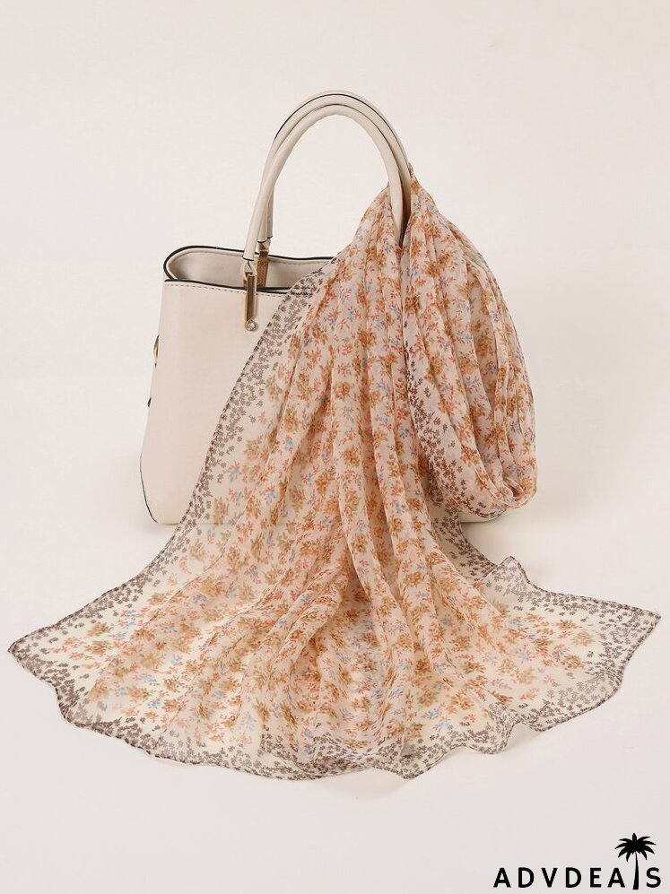 Ditsy Floral Pattern Scarf