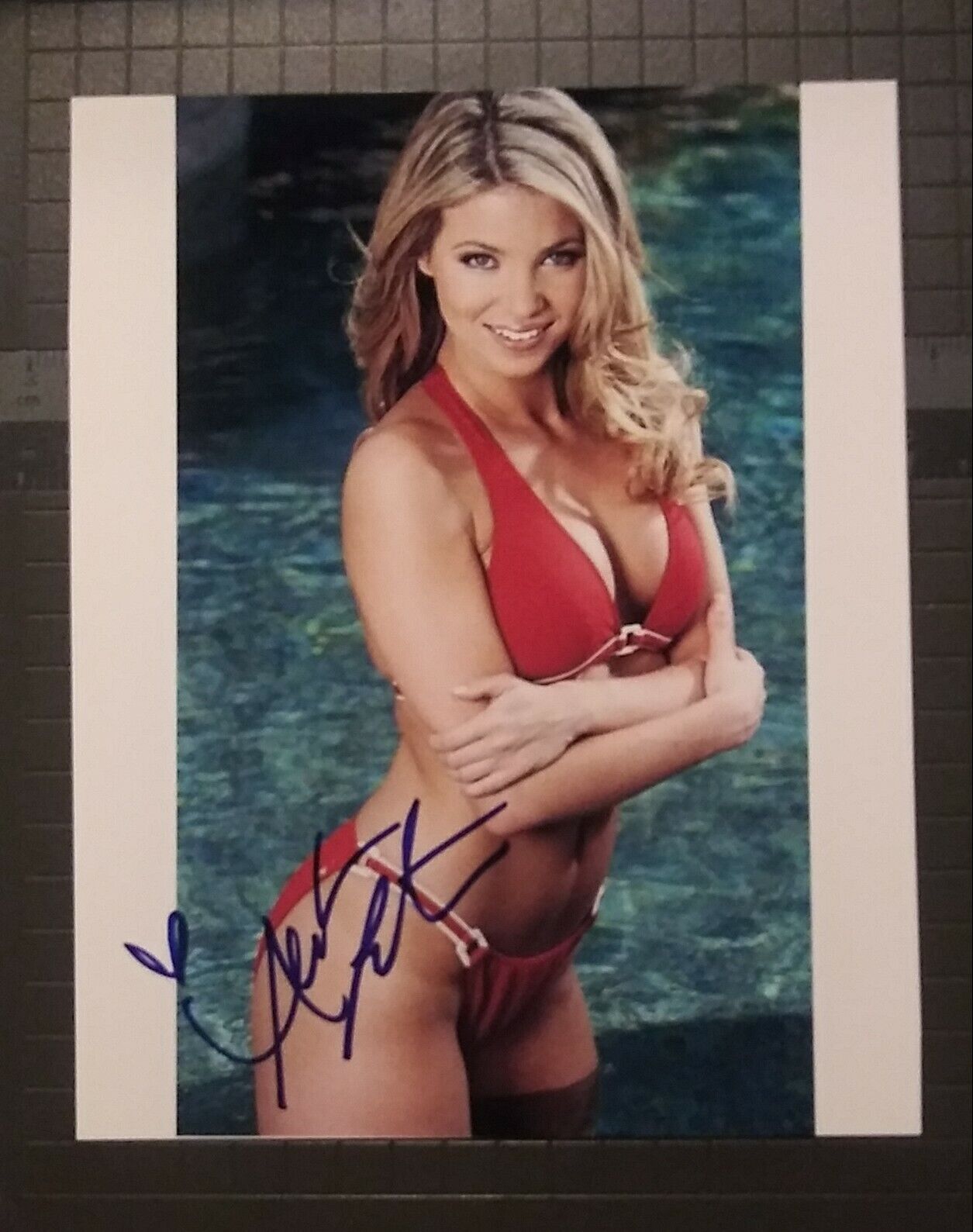 Amber Lancaster signed 8x10