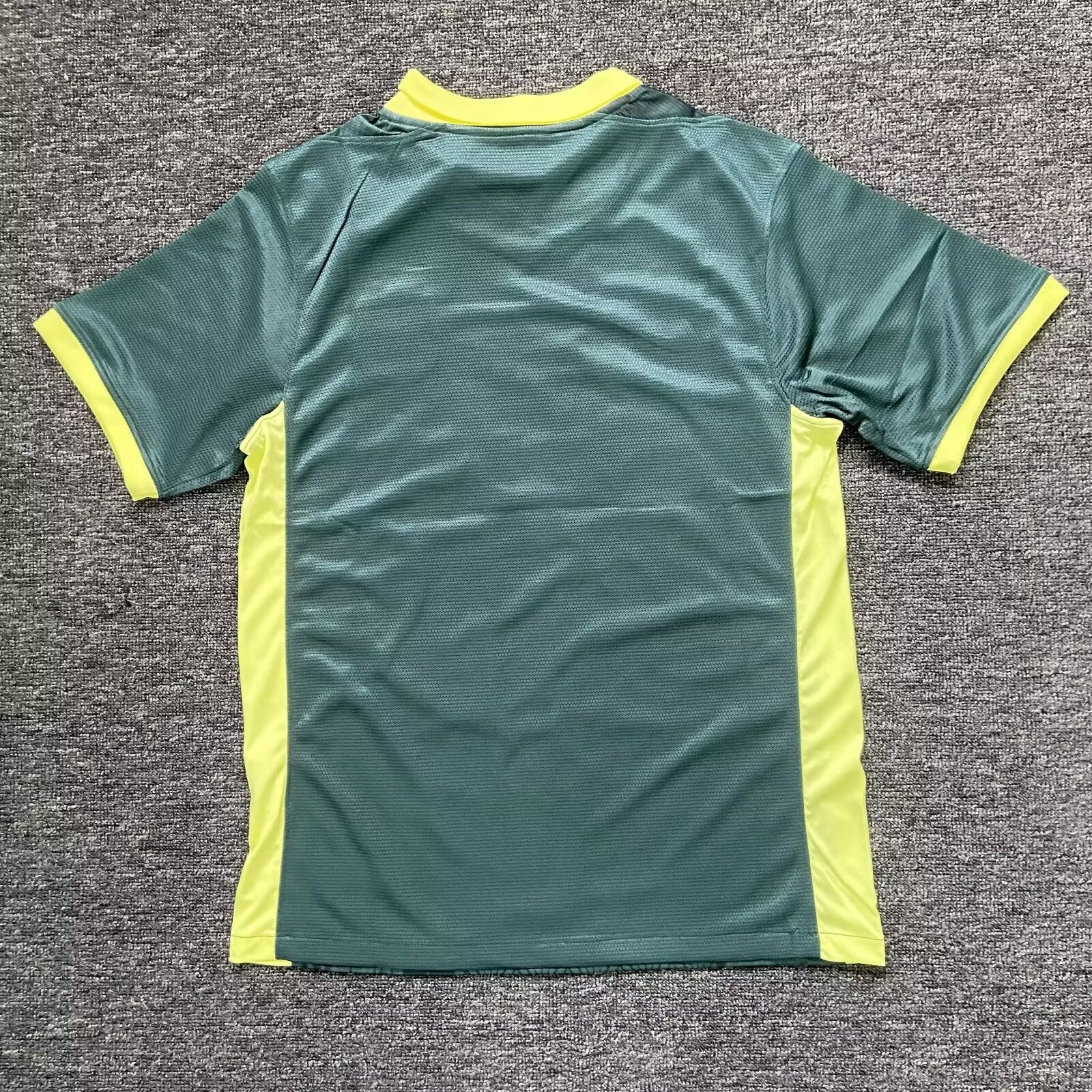 24/25 Barcelona Training Green Football shirt Thai Quality