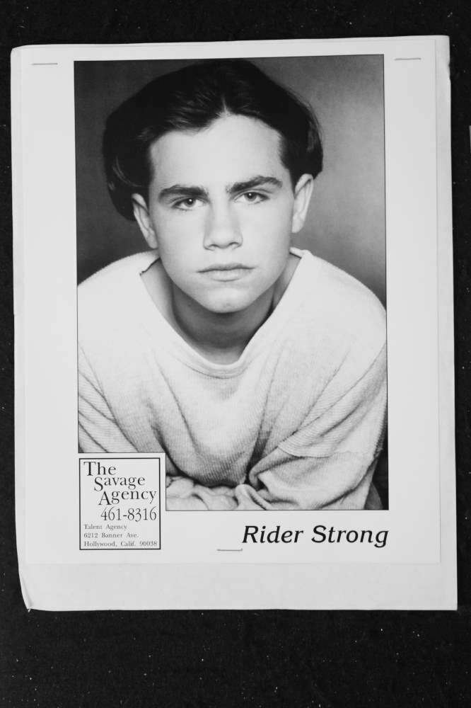 Rider Strong - 8x10 Headshot Photo Poster painting w/ Resume - Boy Meets World