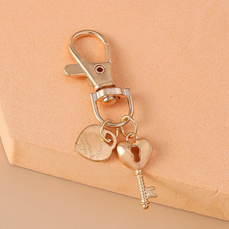 Casual Minimalist Commute Heart Shape Shell Key Alloy Keychain